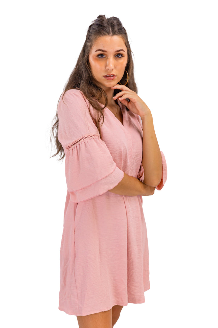 Elegant Whimsy: Pink Tunic Dress with Flowy Sleeves